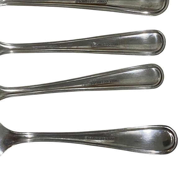 Stainless Steel Soup Spoon Lot of 9 Clean Line Design Thanksgiving Dining - Picture 5 of 6